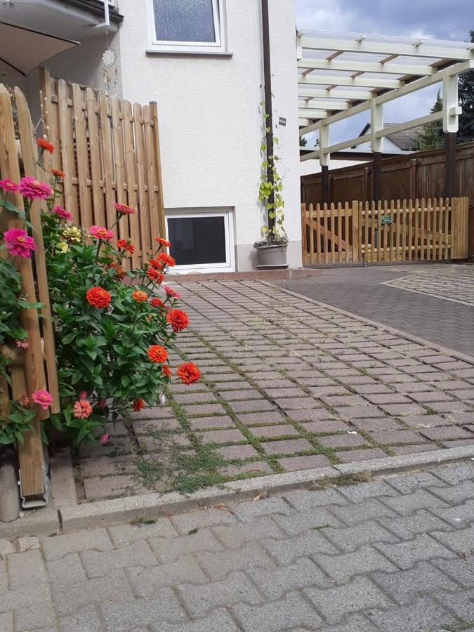 Zimmer Frei 2 Wiesbaden Exteriör bild