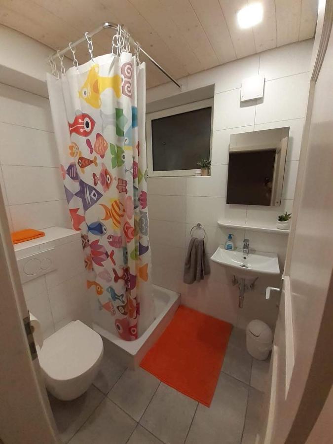 Zimmer Frei 2 Wiesbaden Exteriör bild